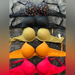 5 Victoria’s Secret PINK Everywhere push up bras size 36C all great cond & 1 NWT